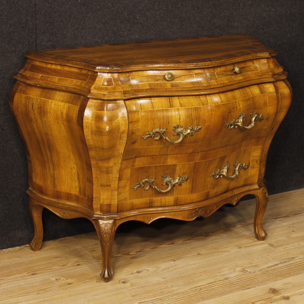 Venetian Dresser In Walnut And Maple Wood For Sale Antiques Com