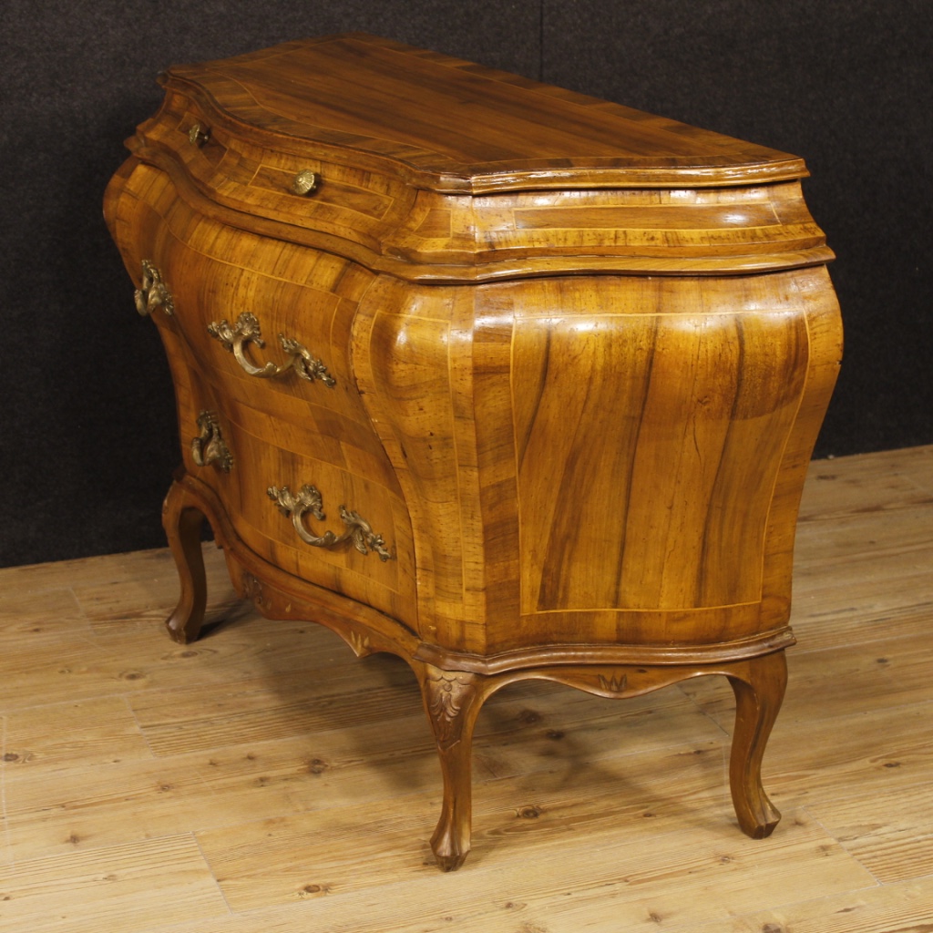 Venetian Dresser In Walnut And Maple Wood For Sale Antiques Com