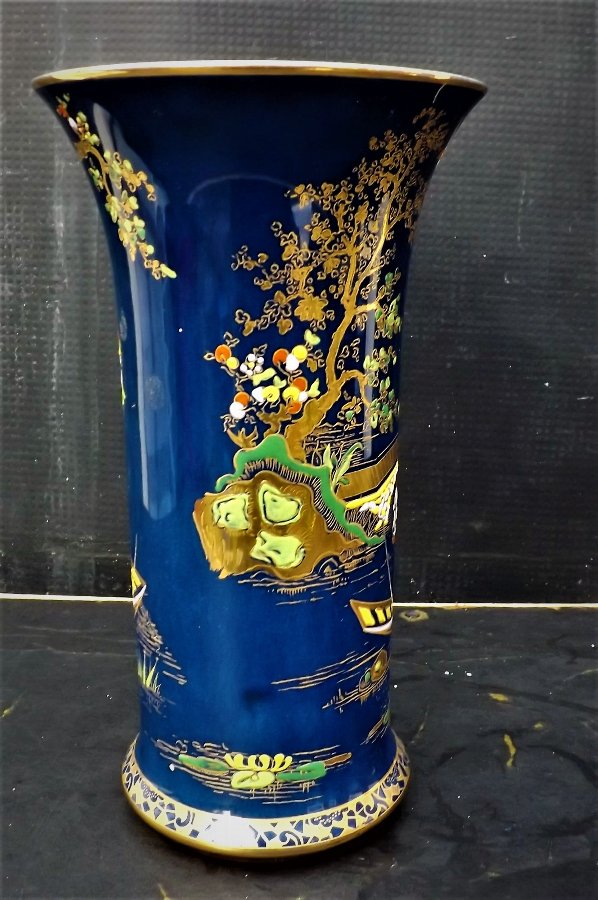 Carlton Ware Vase Superb Handpainted With Chinese Scene S For Sale