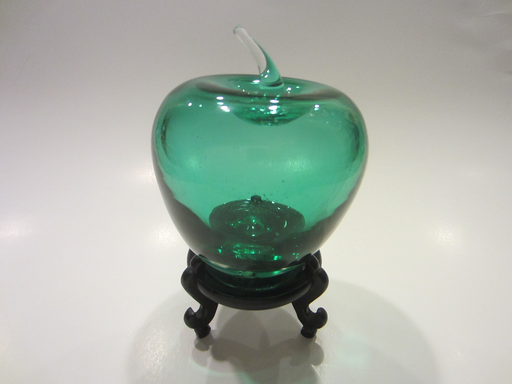 Blenko Green Apple Blown Glass Stemmed Paperweight For Sale Classifieds 8077